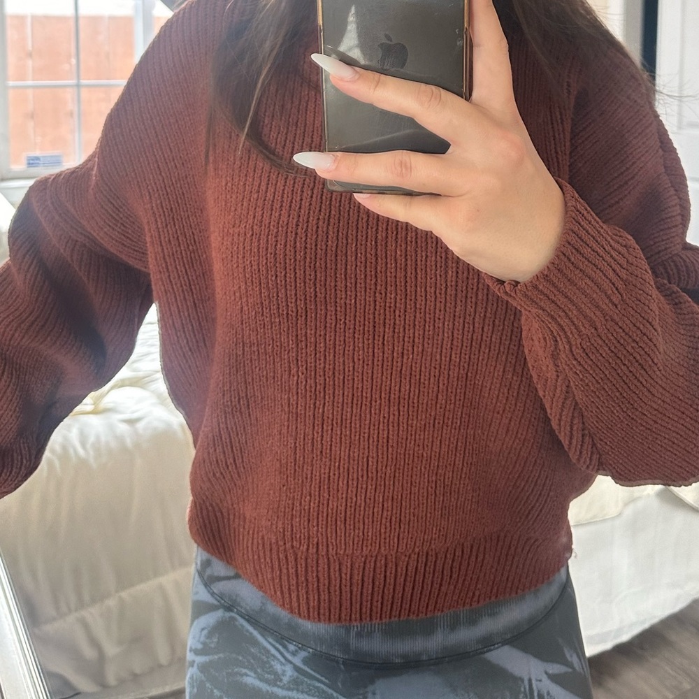 Brown sweater - Picture 3 of 3
